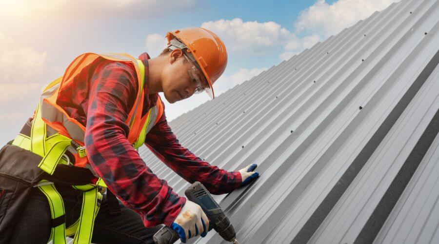 Professional gutter cleaning in Seltzer, PA